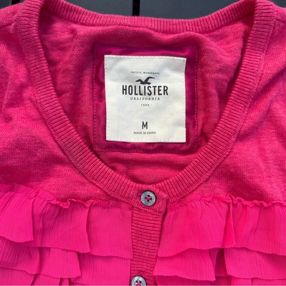 Y2K Hollister Hot Pink Tiered Ruffle Cardigan Sweater Women’s size Medium - Picture 2 of 9